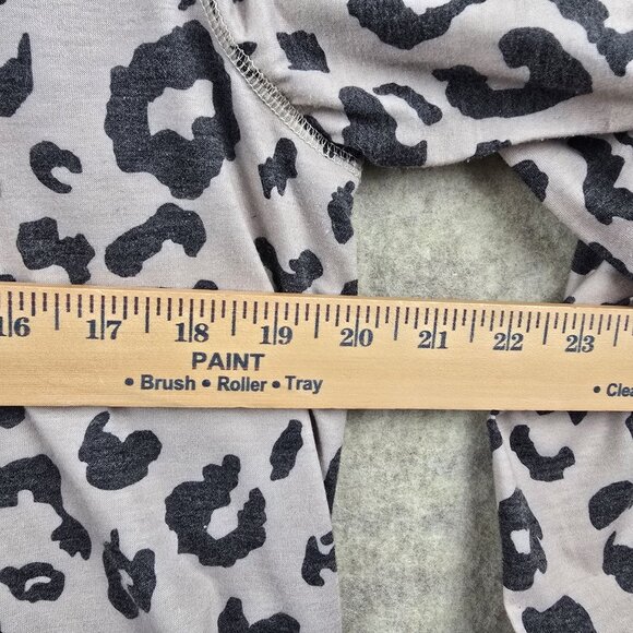 Temofon Womens Leopard Print Long-Sleeve Top Beige Black Soft Stretchy Casual - Picture 7 of 7